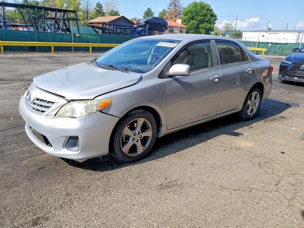 2013 TOYOTA COROLLA
