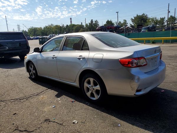 2013 TOYOTA COROLLA