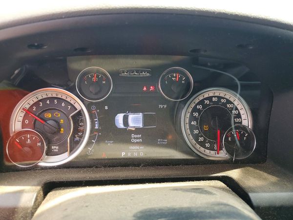 2017 RAM 1500 SLT