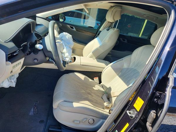 2021 GENESIS G80 3.5T, 3.5T Prestige — DENT