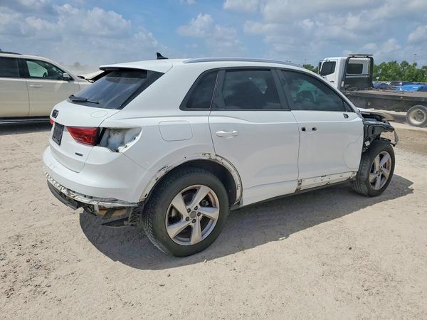 2019 AUDI Q3