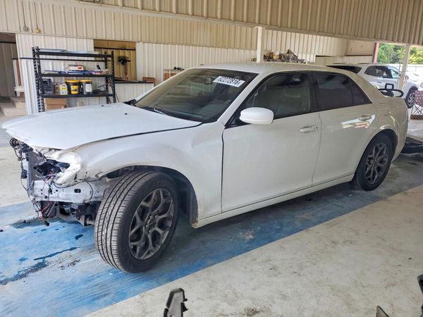 2017 CHRYSLER 300