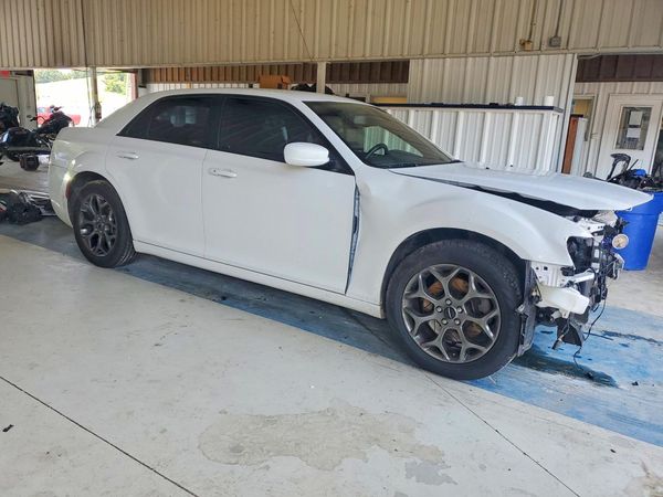 2017 CHRYSLER 300