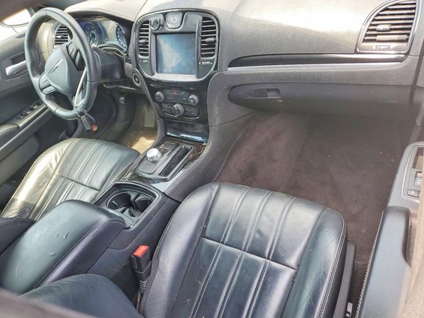 2017 CHRYSLER 300