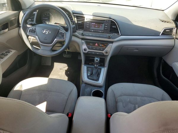2017 HYUNDAI ELANTRA SE Base