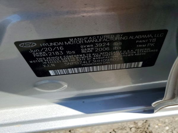 2017 HYUNDAI ELANTRA SE Base