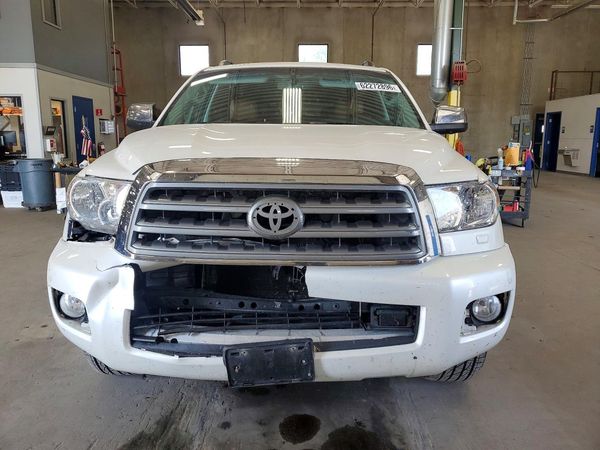 2015 TOYOTA SEQUOIA Platinum Grade