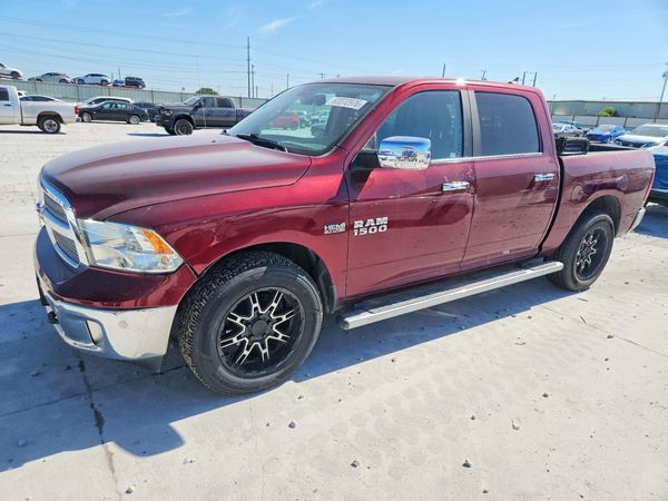 2018 RAM 1500 SLT CREW CAB 4X2