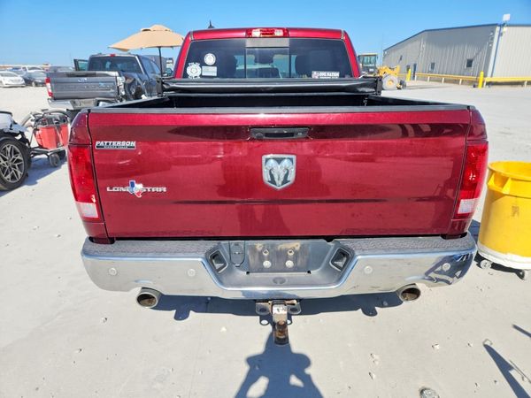 2018 RAM 1500 SLT CREW CAB 4X2