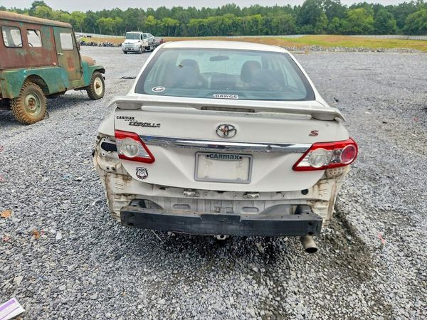 2013 TOYOTA COROLLA