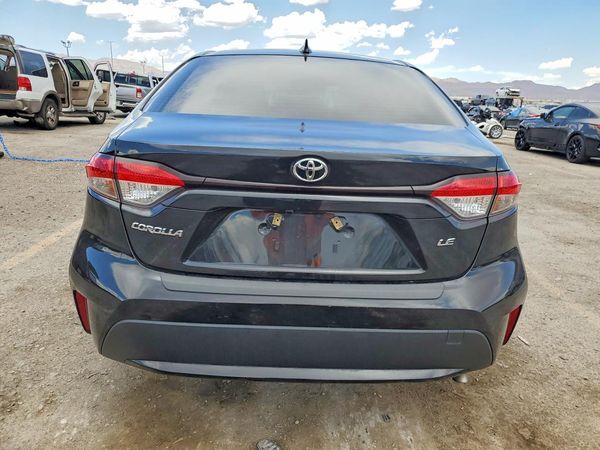 2022 TOYOTA COROLLA