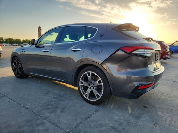 2023 MASERATI LEVANTE