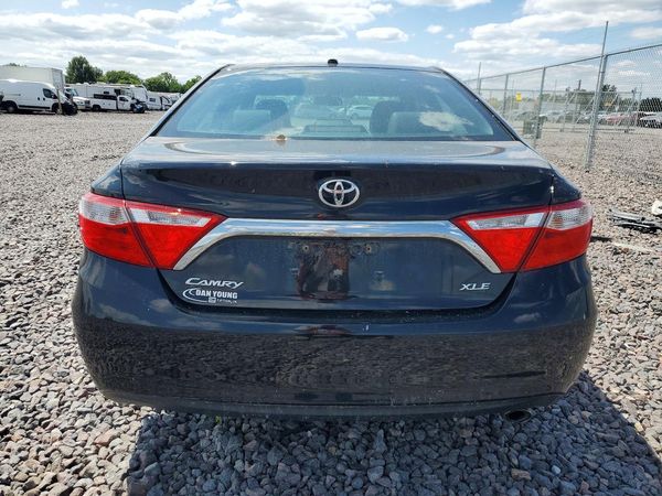 2017 TOYOTA CAMRY
