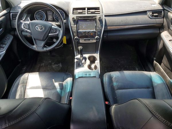 2017 TOYOTA CAMRY