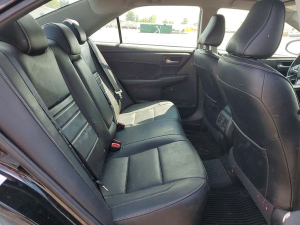 2017 TOYOTA CAMRY
