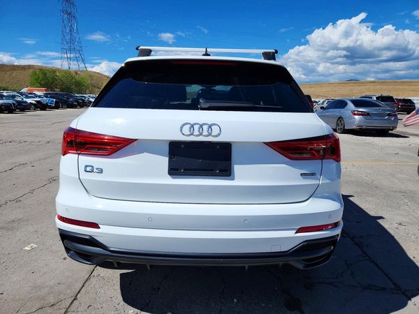 2022 AUDI Q3 S Line quattro Premium