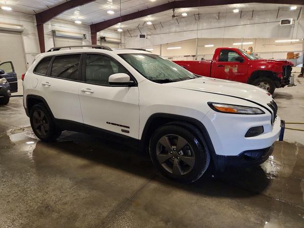2016 JEEP CHEROKEE LATITUDE 4X4