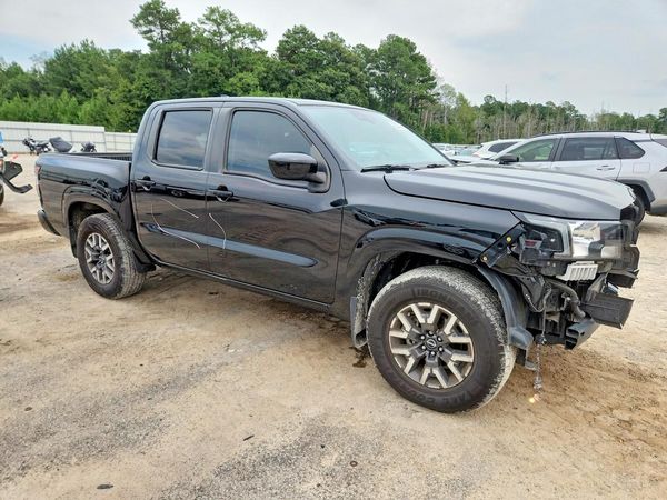 2022 NISSAN FRONTIER Crew Cab