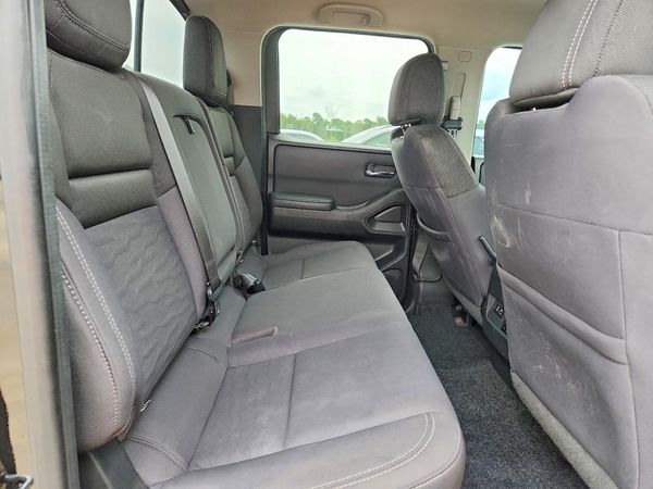 2022 NISSAN FRONTIER Crew Cab