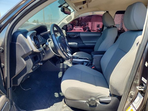 2017 TOYOTA TACOMA