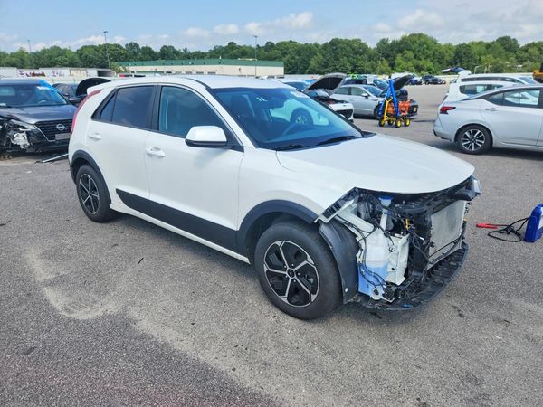 2026 KIA NIRO LX