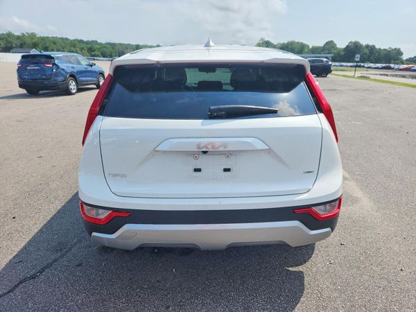 2026 KIA NIRO LX