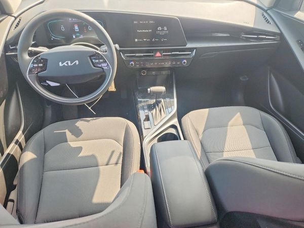 2026 KIA NIRO LX