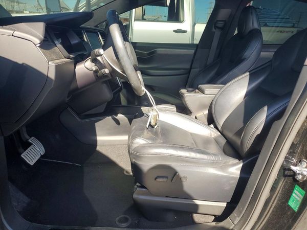 2021 TESLA MODEL X