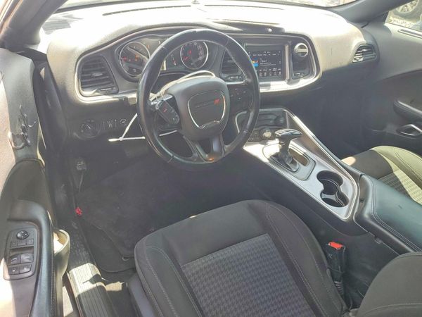 2020 DODGE CHALLENGER SXT