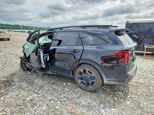 2025 KIA SORENTO