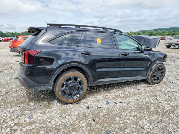 2025 KIA SORENTO
