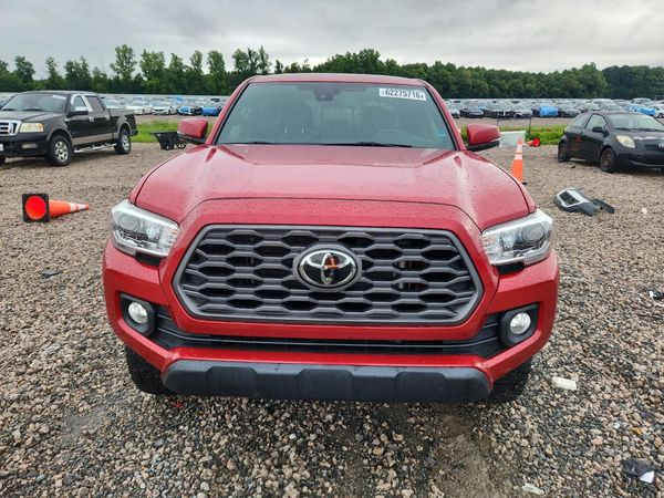 2022 TOYOTA TACOMA SR5