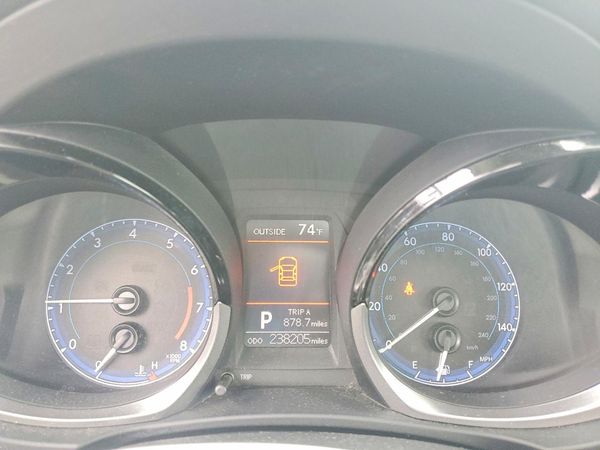 2014 TOYOTA COROLLA