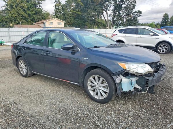 2012 TOYOTA CAMRY SOLA Hybrid