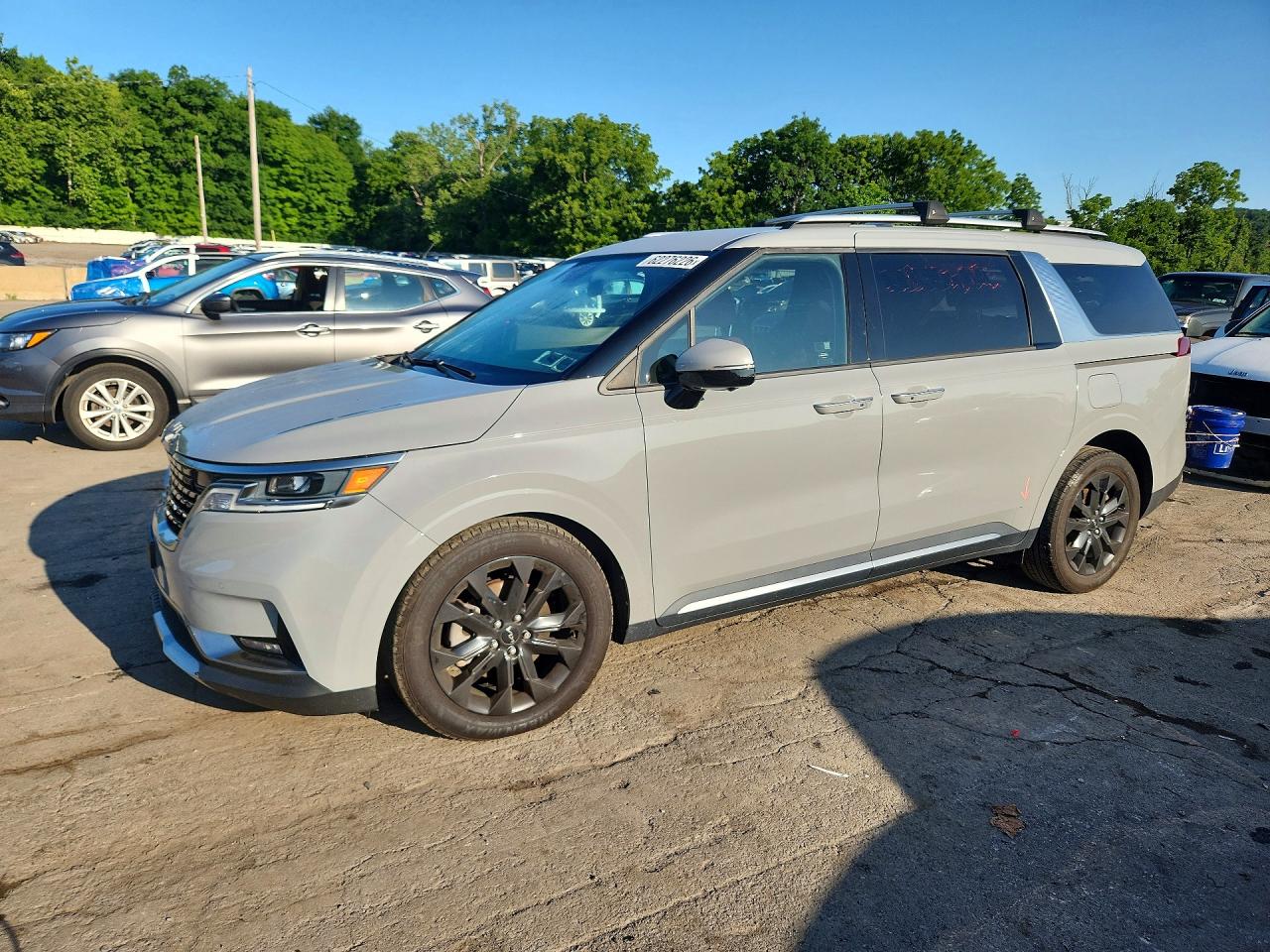 2024 KIA CARNIVAL