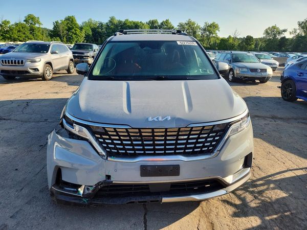 2024 KIA CARNIVAL