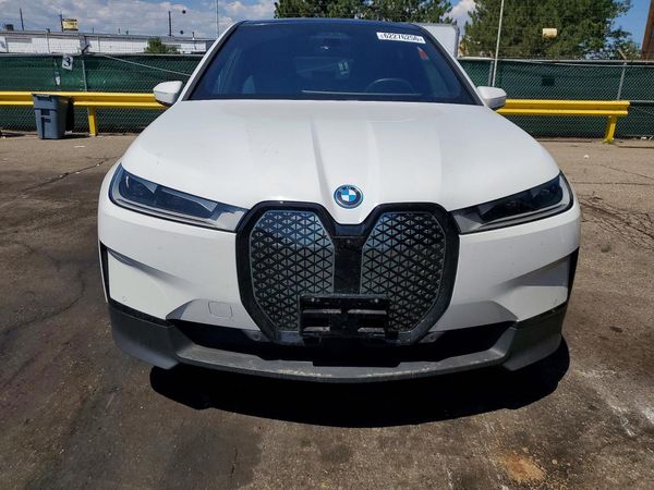 2024 BMW IX xDrive50