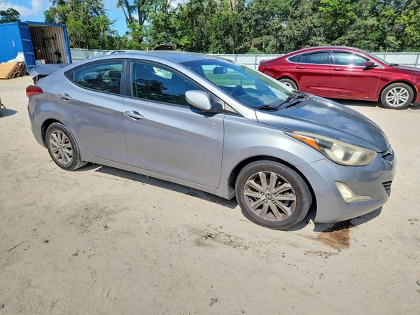 2015 HYUNDAI ELANTRA GLS(Middle)