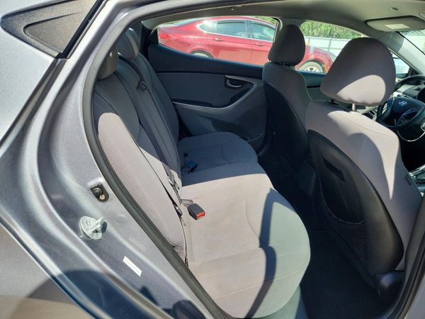 2015 HYUNDAI ELANTRA GLS(Middle)