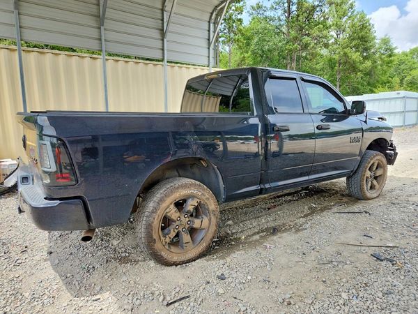 2016 RAM 1500 ST QUAD CAB 4X4