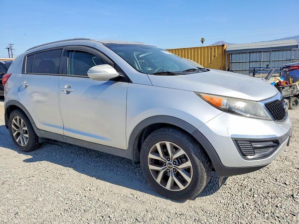 2015 KIA SPORTAGE GL - Middle-low