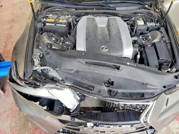 2019 LEXUS IS