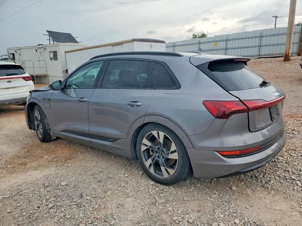 2022 AUDI E-TRON
