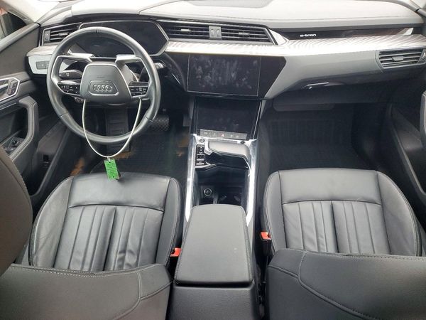 2022 AUDI E-TRON