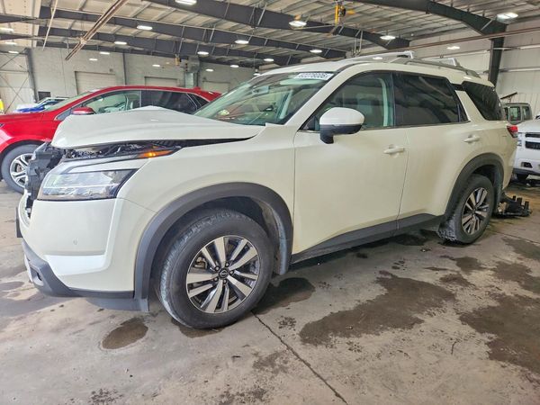 2024 NISSAN PATHFINDER SL