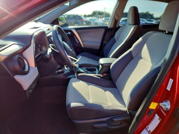 2015 TOYOTA RAV4 XLE (M Grade)
