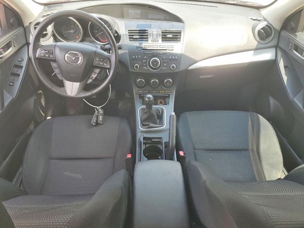 2013 MAZDA 3 Touring/GS