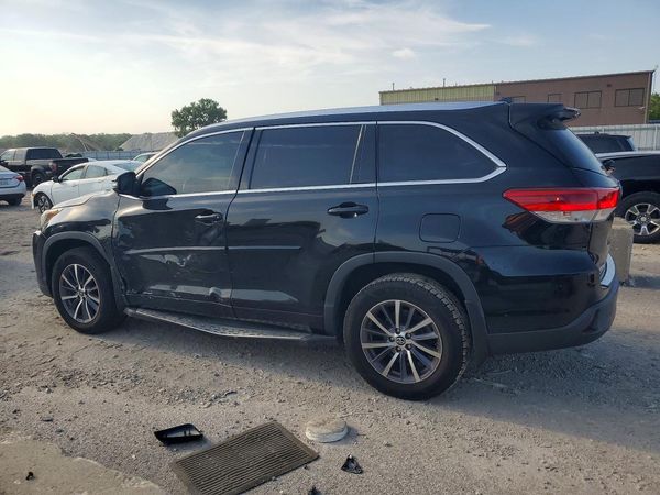 2017 TOYOTA HIGHLANDER SE/XLE