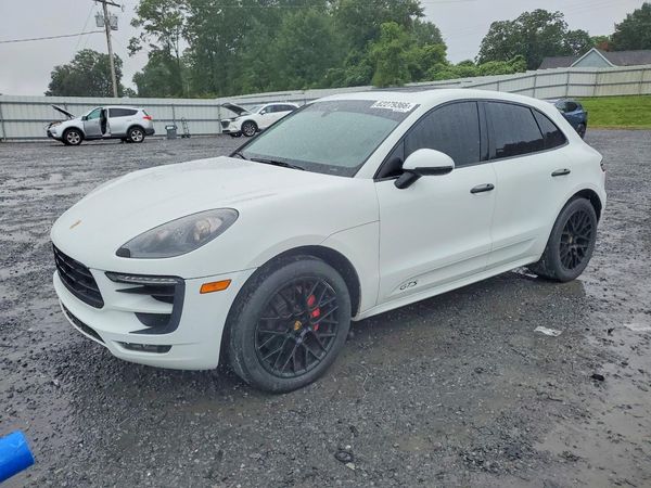 2018 PORSCHE MACAN Macan GTS