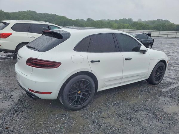 2018 PORSCHE MACAN Macan GTS
